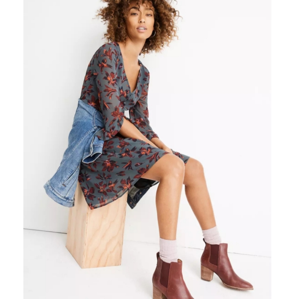 Madewell Moon blossom Ruffle-Sleeve Dress in Winter Orchid